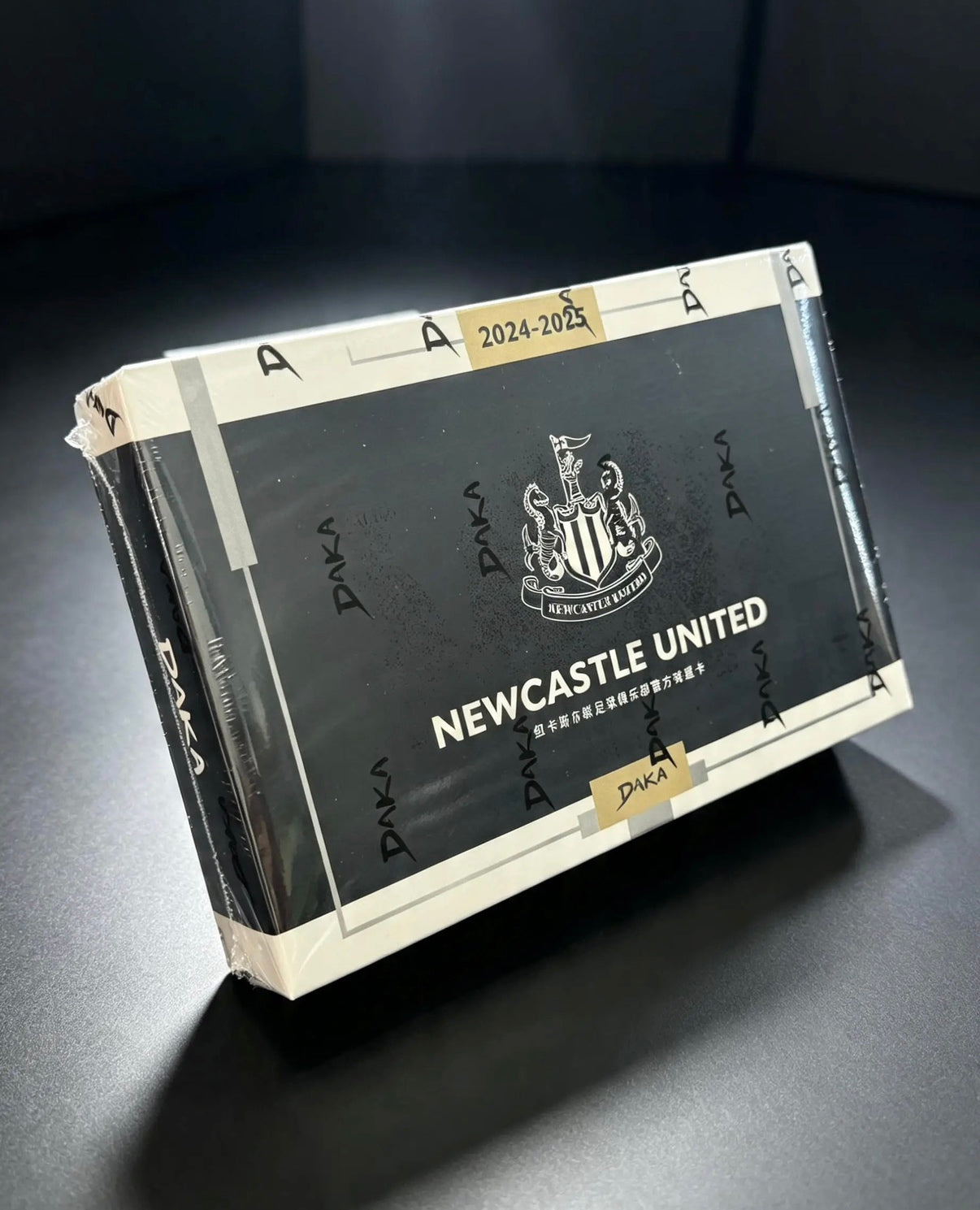 2024/25 NEWCASTLE UNITED SOCCER CARD