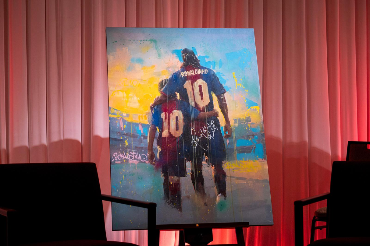 【Sold Out】Chiron - The Gift of Guidance with Ronaldinho sign